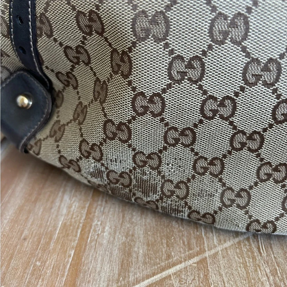 Authentic Gucci Pelham Shoulder Bag GG Canvas with COA - Picture 3 of 11